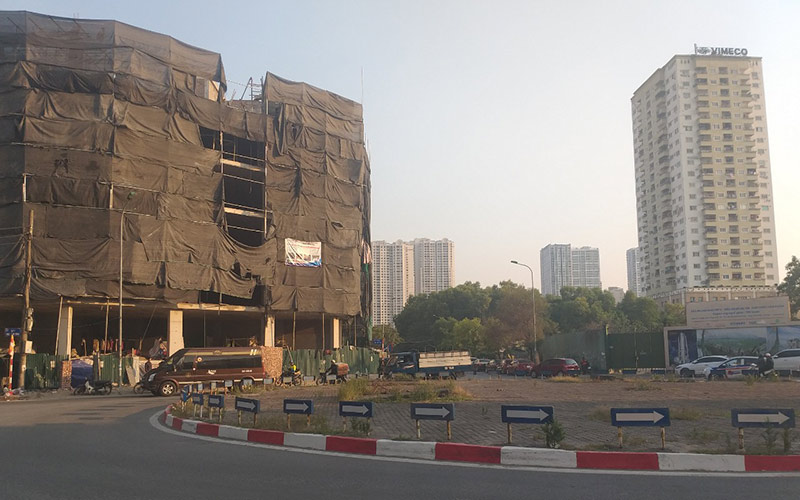 toa-nha-van-phong-lo-goc-nam-trung-yen